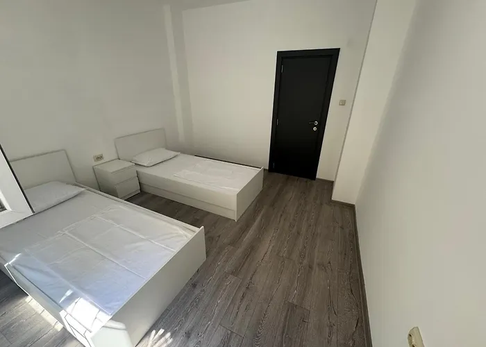 Ndk Nest 2br In The Heart Of