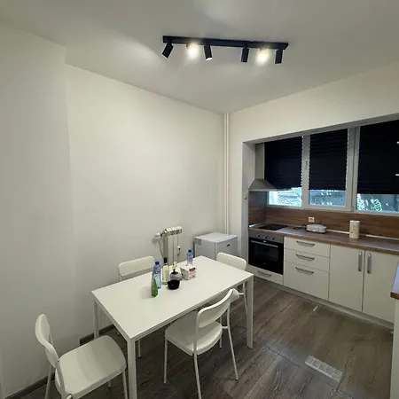 Ndk Nest 2br In The Heart Of 아파트